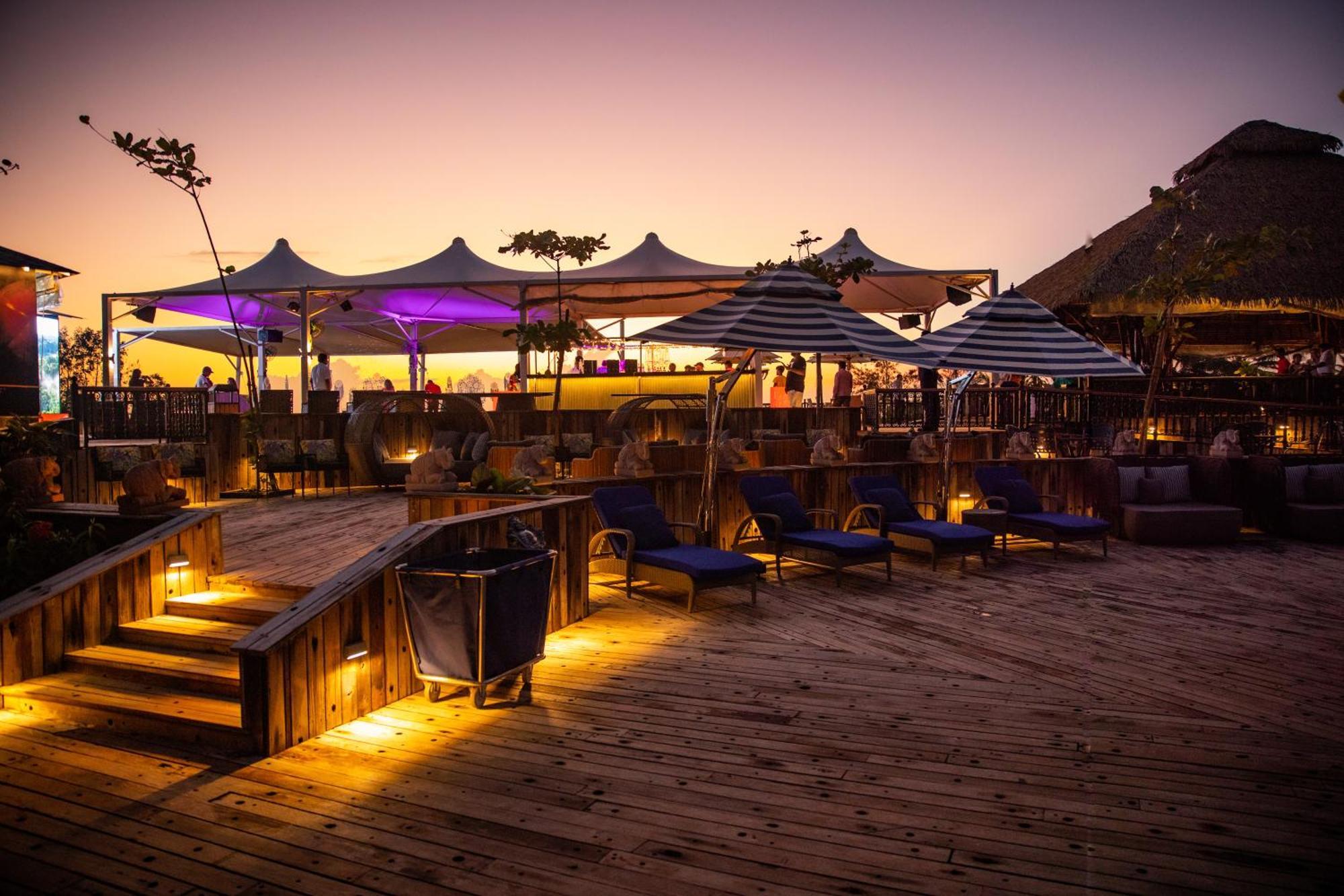 Mayfair On Sea, Morjim Beach, Goa מראה חיצוני תמונה